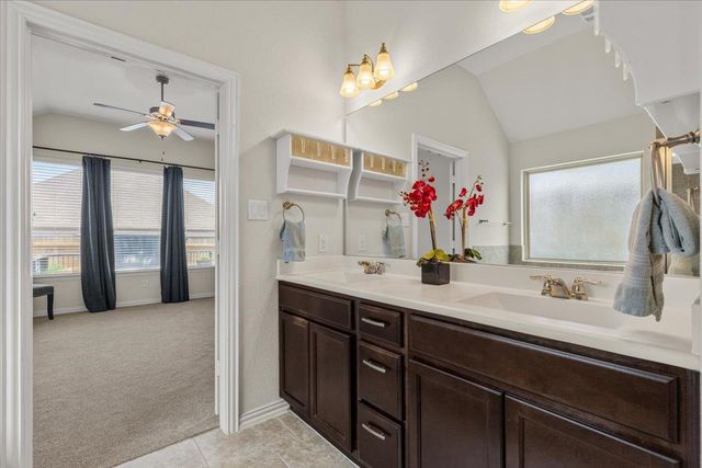 1017 Arvada DR, Leander, TX 78641
