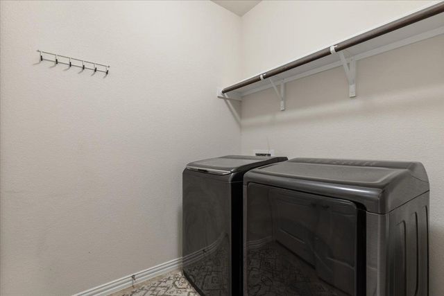 1017 Arvada DR, Leander, TX 78641