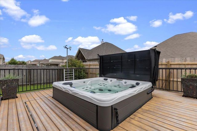 1017 Arvada DR, Leander, TX 78641