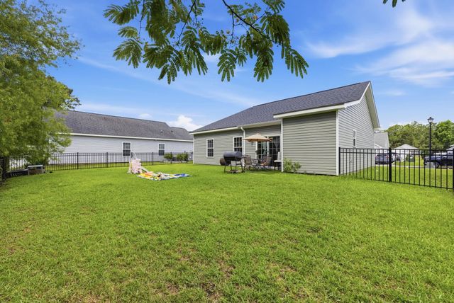 3659 Clay Pond Village Ln., Myrtle Beach, SC 29579