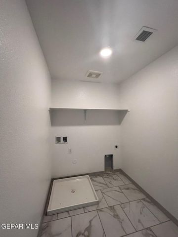 3840 Bubble Place, El Paso, TX 79938
