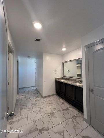 3840 Bubble Place, El Paso, TX 79938