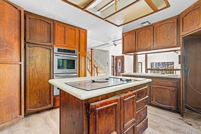 1654 Tierra Libertia, Escondido, CA 92026