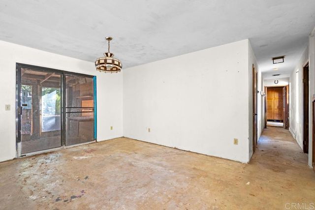 1654 Tierra Libertia, Escondido, CA 92026