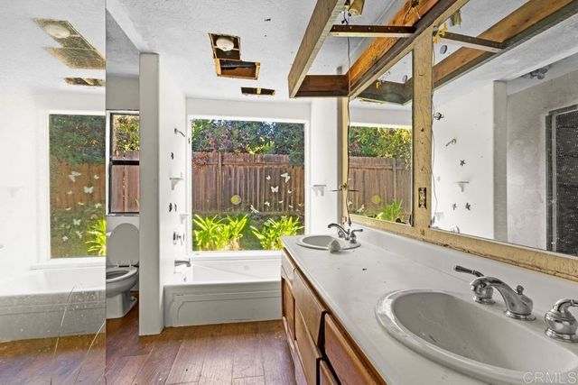 1654 Tierra Libertia, Escondido, CA 92026