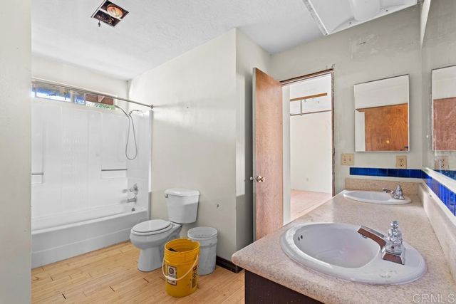 1654 Tierra Libertia, Escondido, CA 92026