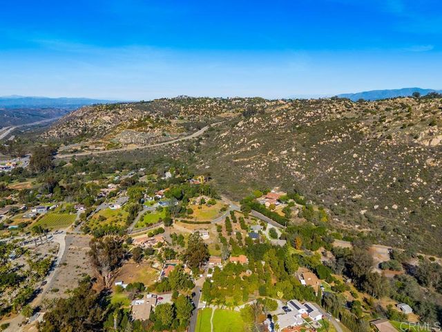 1654 Tierra Libertia, Escondido, CA 92026