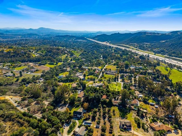 1654 Tierra Libertia, Escondido, CA 92026