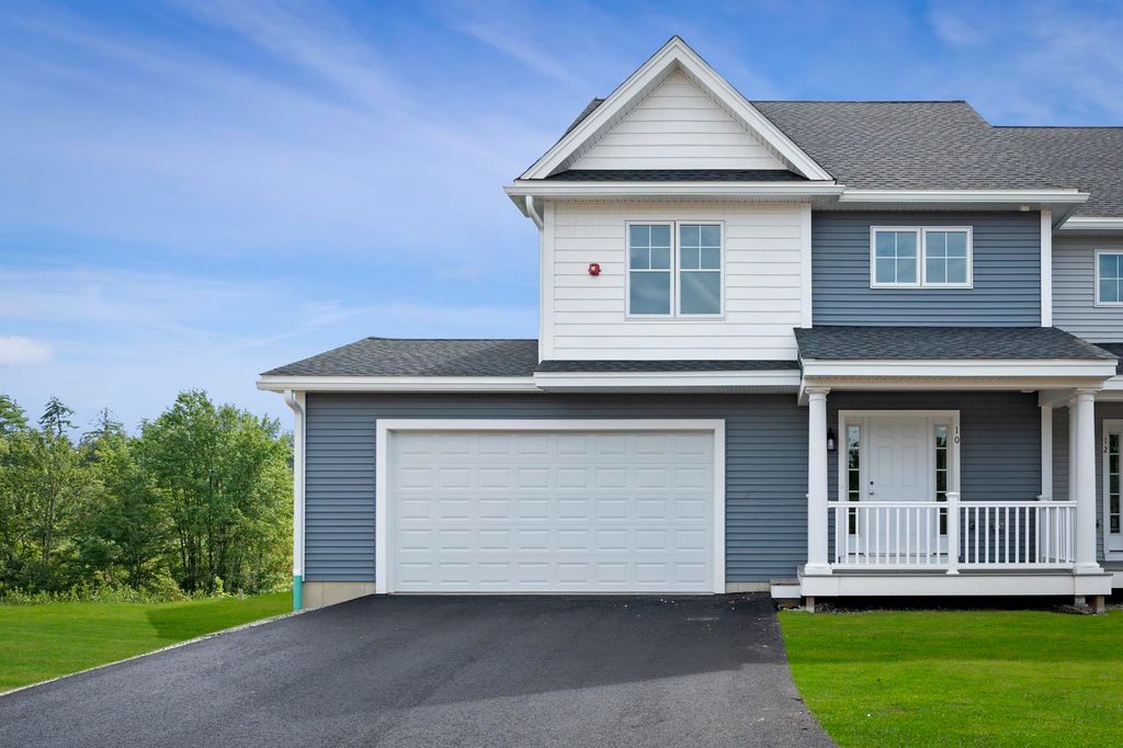 75 Crestview Way, Raymond, NH 03077
