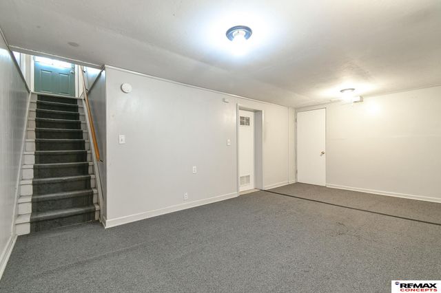 1440 N 70th Street, Lincoln, NE 68505