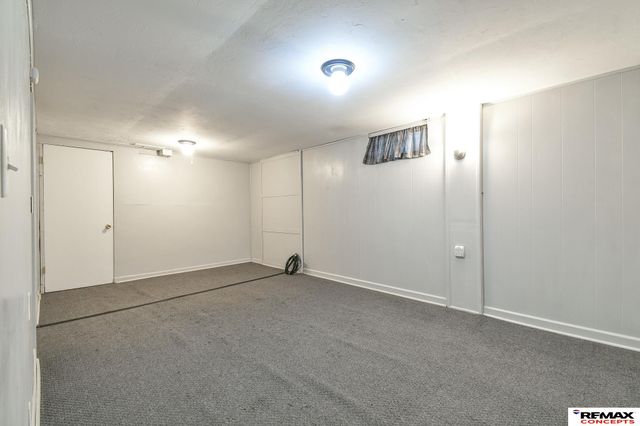 1440 N 70th Street, Lincoln, NE 68505