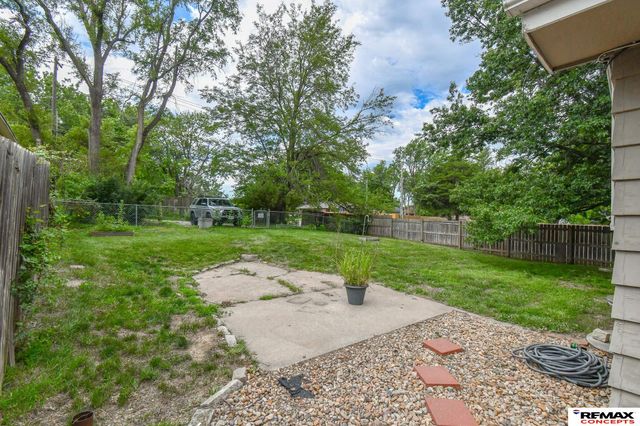 1440 N 70th Street, Lincoln, NE 68505