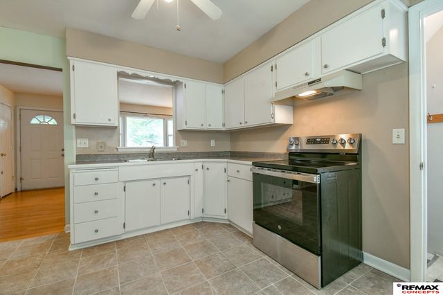 1440 N 70th Street, Lincoln, NE 68505