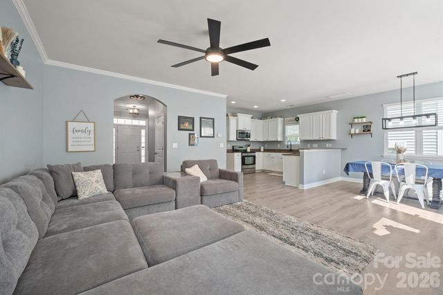 17120 Caldwell Track Drive, Huntersville, NC 28078