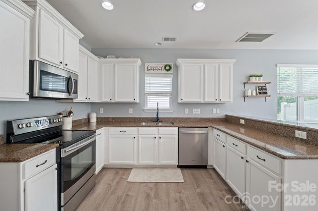 17120 Caldwell Track Drive, Huntersville, NC 28078