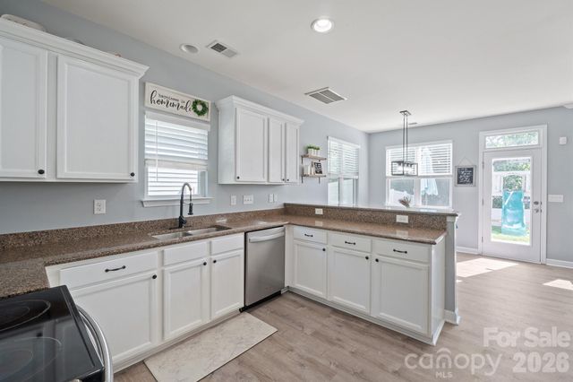 17120 Caldwell Track Drive, Huntersville, NC 28078