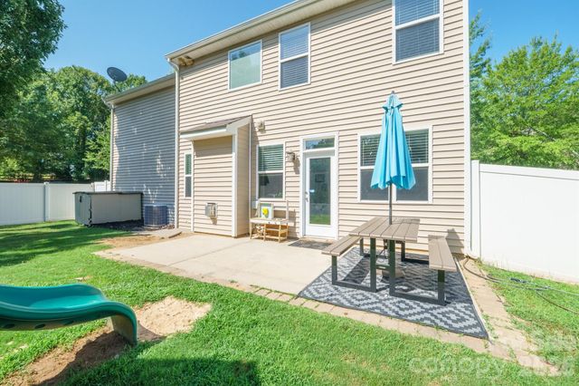 17120 Caldwell Track Drive, Huntersville, NC 28078