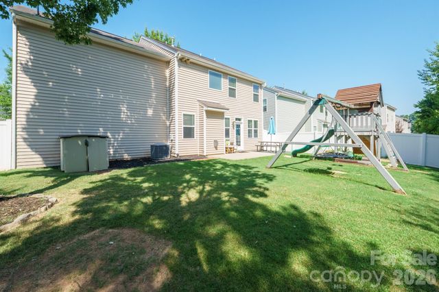 17120 Caldwell Track Drive, Huntersville, NC 28078