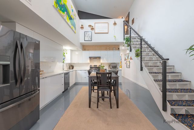 2828 W Wilcox Street, Chicago, IL 60612