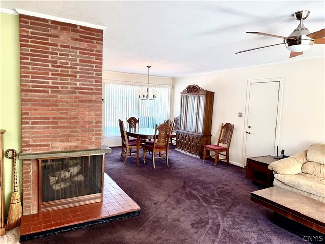 5 Huxford Place, Whitestown, NY 13492