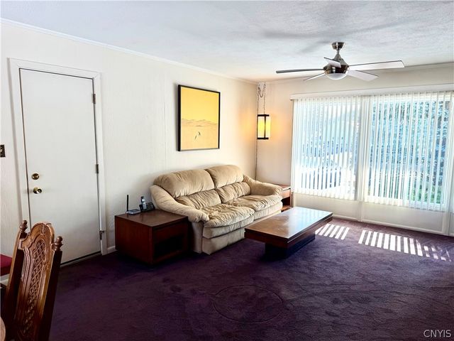 5 Huxford Place, Whitestown, NY 13492