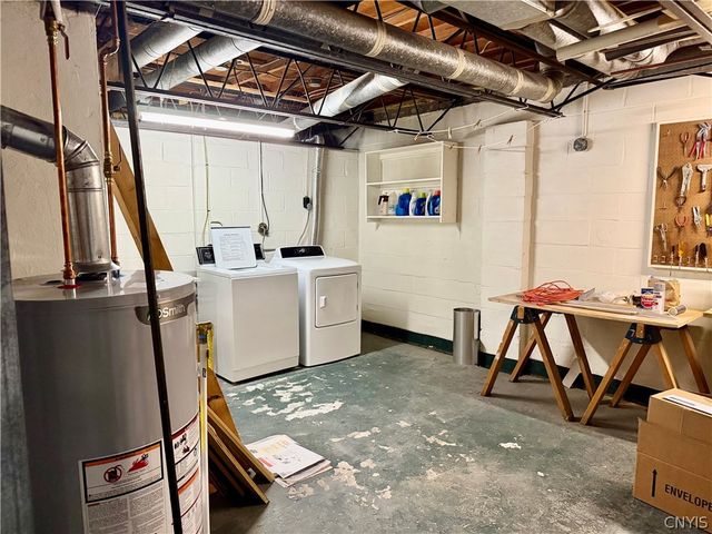 5 Huxford Place, Whitestown, NY 13492