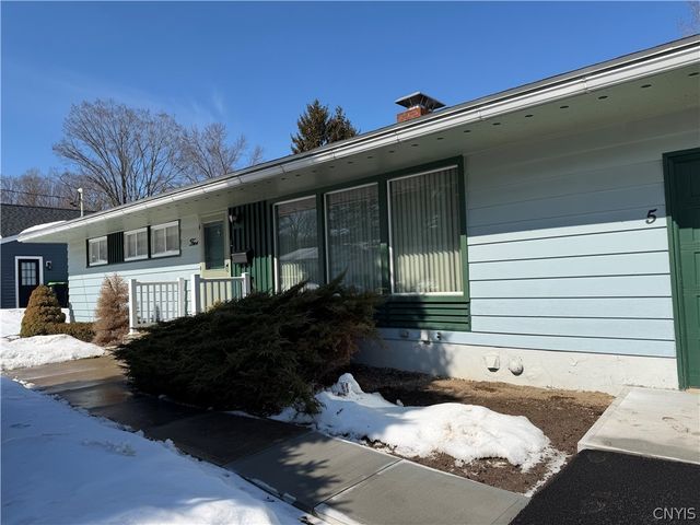 5 Huxford Place, Whitestown, NY 13492