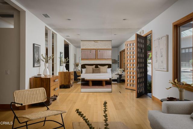 9616 Highland Gorge Drive, Beverly Hills, CA 90210