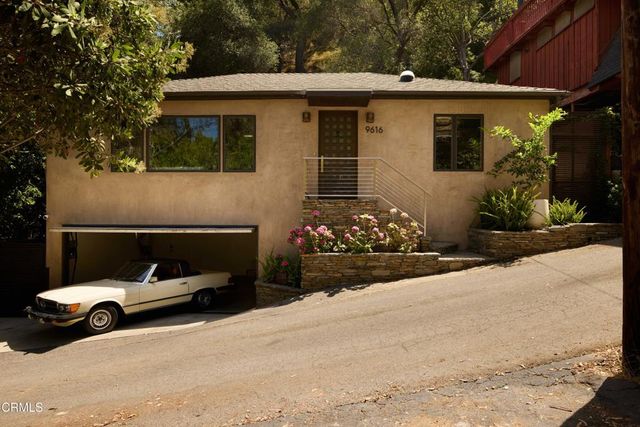 9616 Highland Gorge Drive, Beverly Hills, CA 90210
