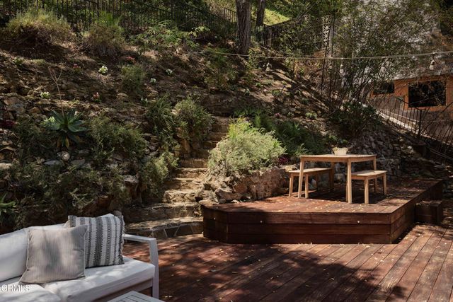 9616 Highland Gorge Drive, Beverly Hills, CA 90210