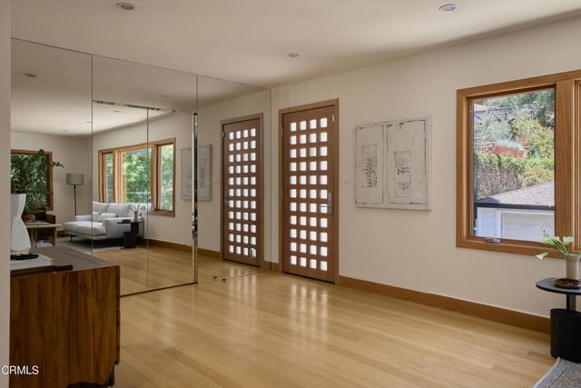 9616 Highland Gorge Drive, Beverly Hills, CA 90210
