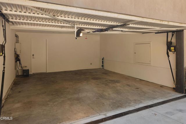9616 Highland Gorge Drive, Beverly Hills, CA 90210