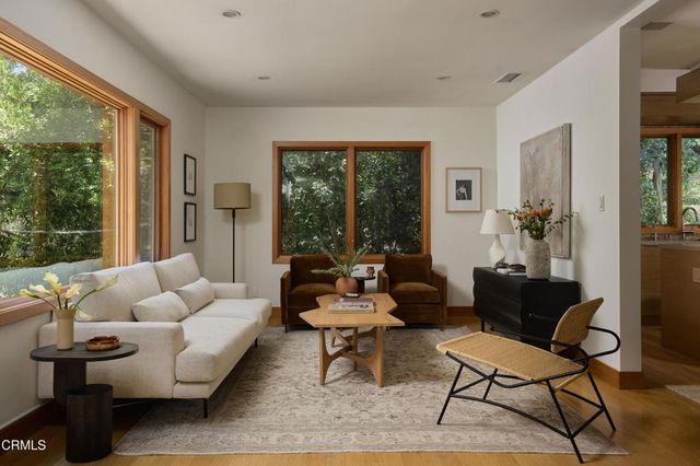 9616 Highland Gorge Drive, Beverly Hills, CA 90210