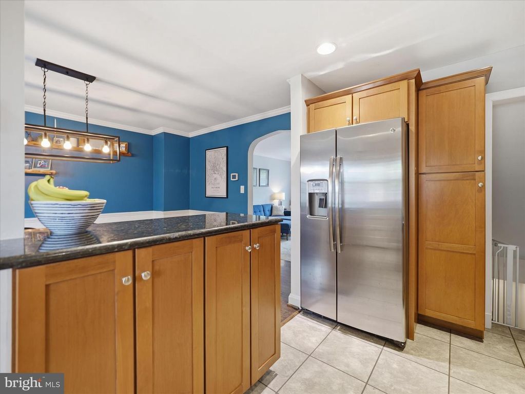 Image 14 of property listing at 6123 NORTHDALE RD, Catonsville, MD 21228