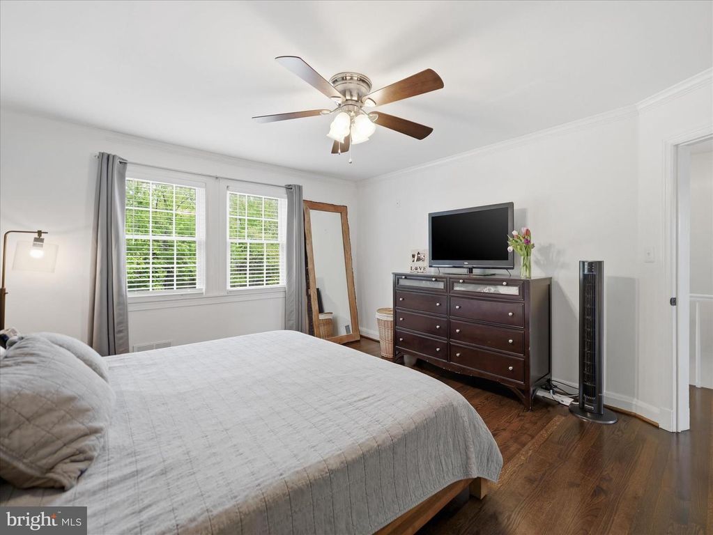 Image 23 of property listing at 6123 NORTHDALE RD, Catonsville, MD 21228