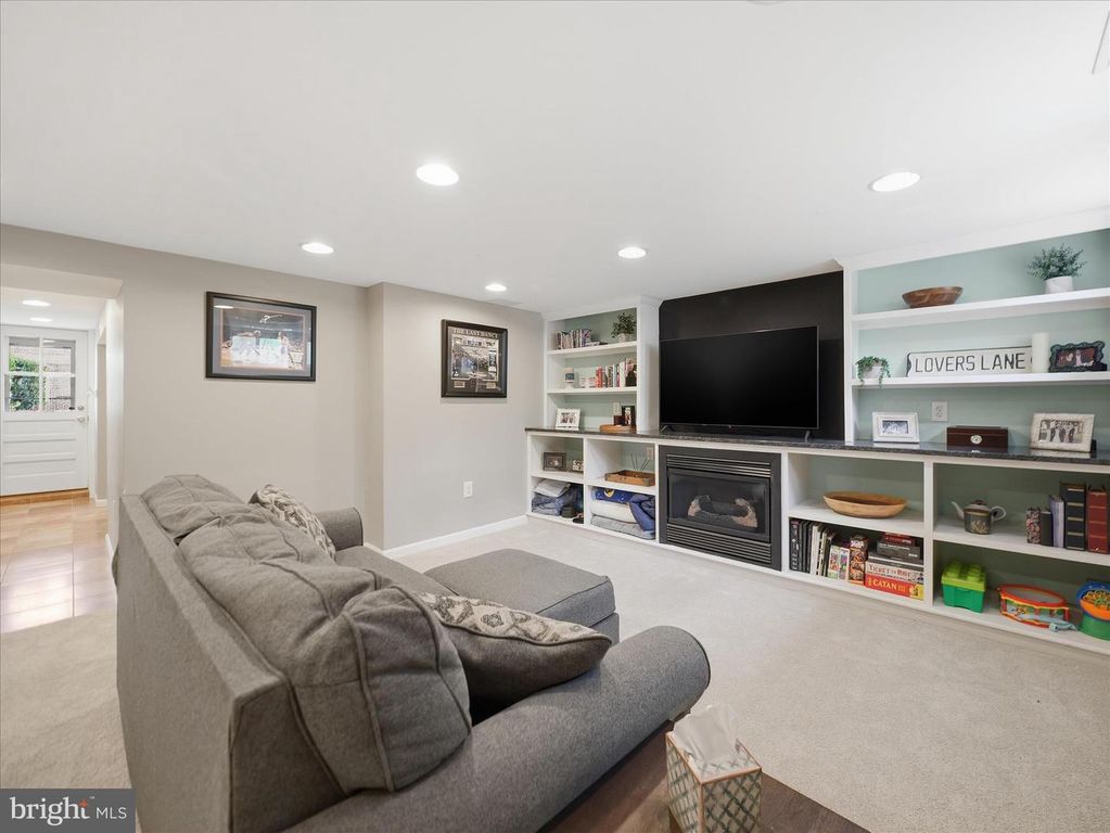 Image 25 of property listing at 6123 NORTHDALE RD, Catonsville, MD 21228