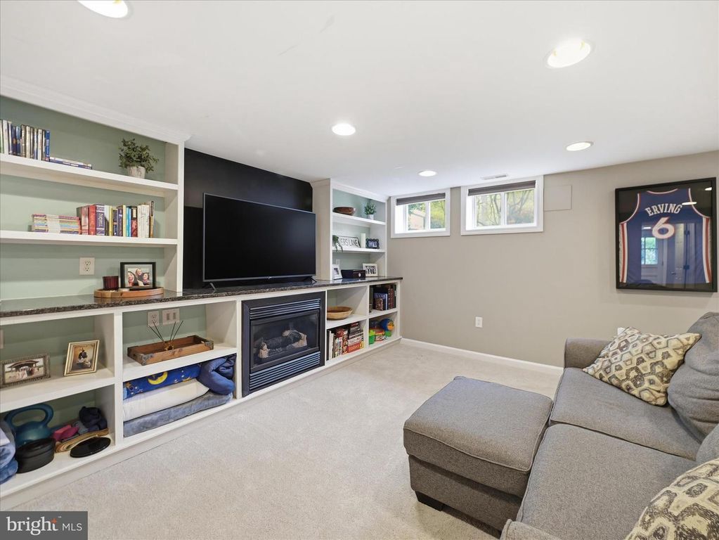 Image 26 of property listing at 6123 NORTHDALE RD, Catonsville, MD 21228