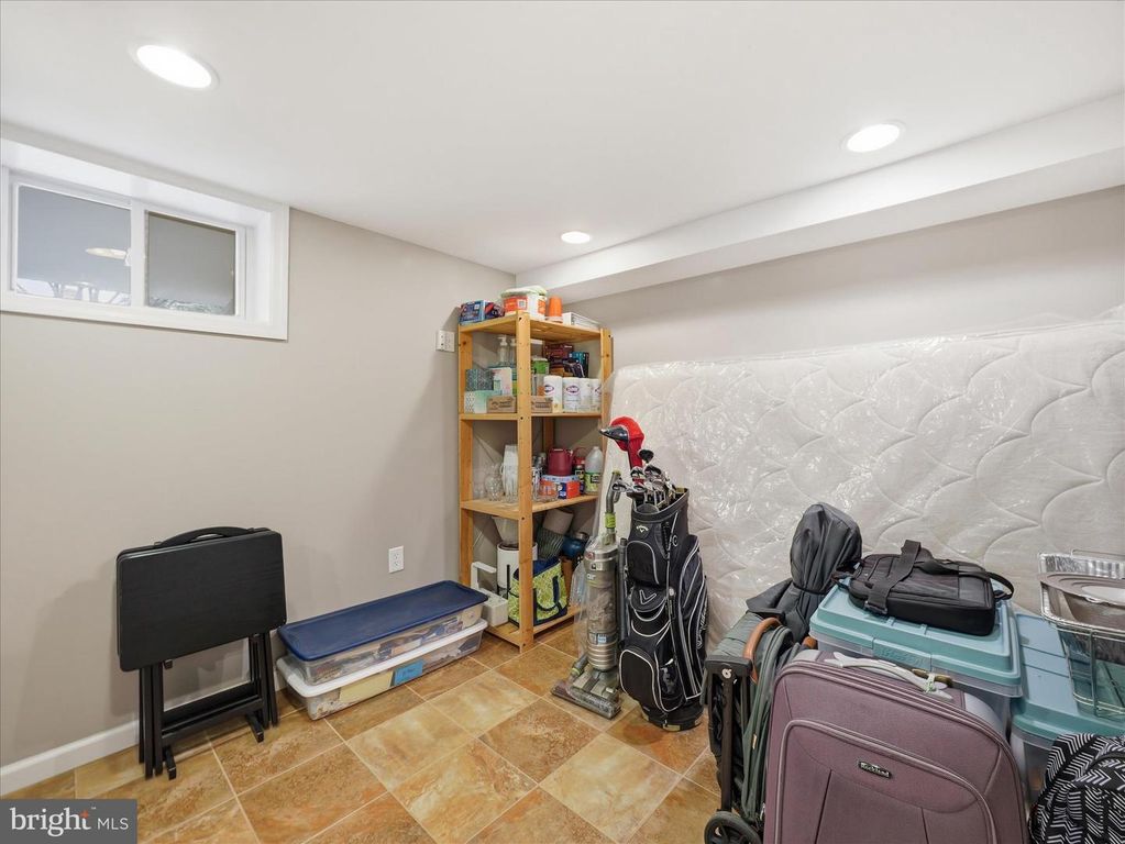 Image 30 of property listing at 6123 NORTHDALE RD, Catonsville, MD 21228