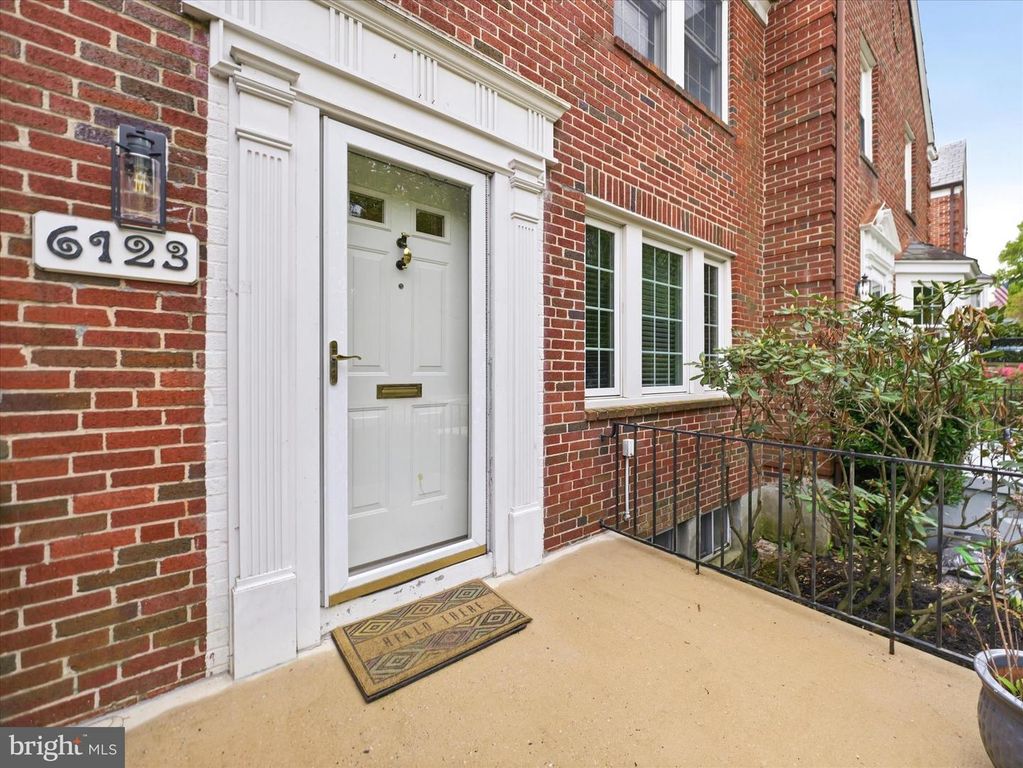 Image 4 of property listing at 6123 NORTHDALE RD, Catonsville, MD 21228