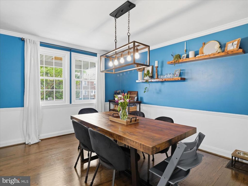 Image 8 of property listing at 6123 NORTHDALE RD, Catonsville, MD 21228