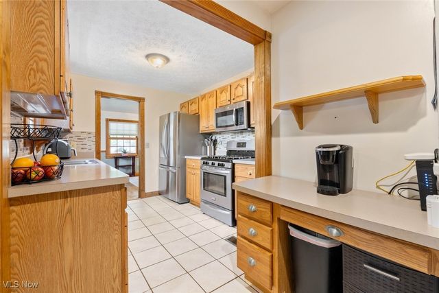 402 Church Street, South Amherst, OH 44001