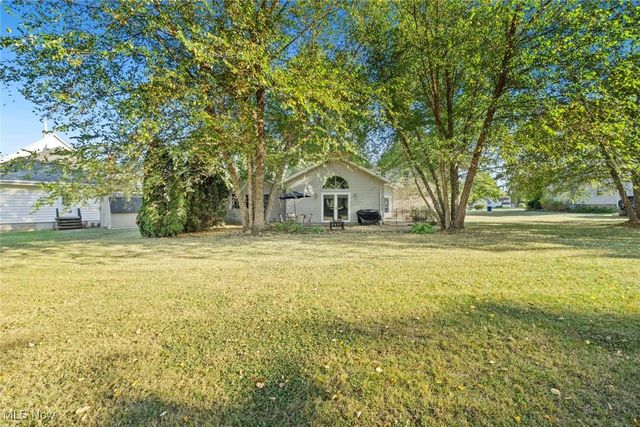 402 Church Street, South Amherst, OH 44001