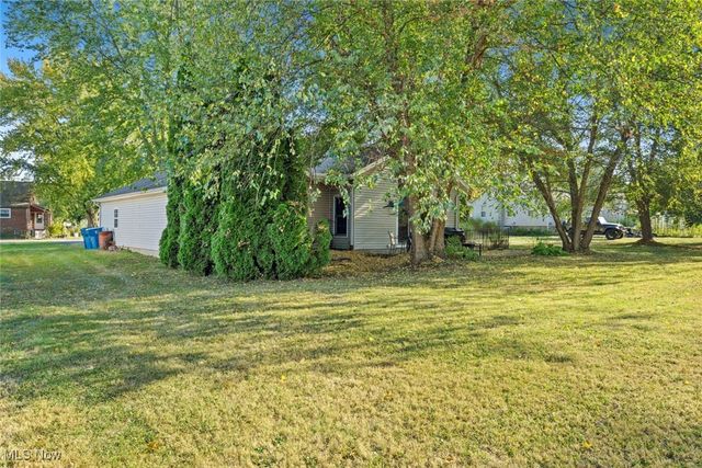 402 Church Street, South Amherst, OH 44001