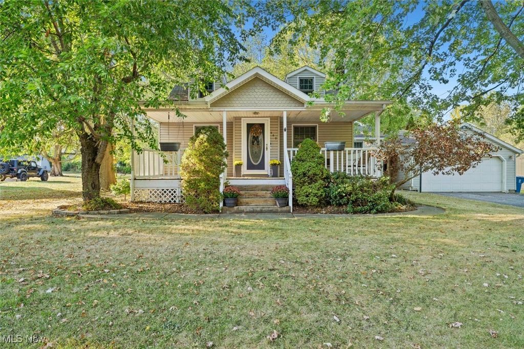 402 Church Street, South Amherst, OH 44001