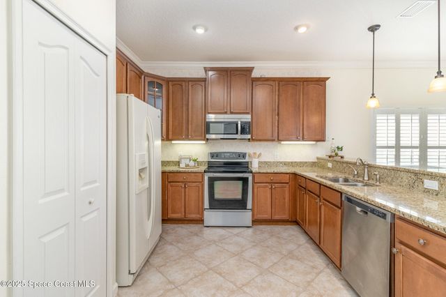 560 Martello Way, Melbourne, FL 32901