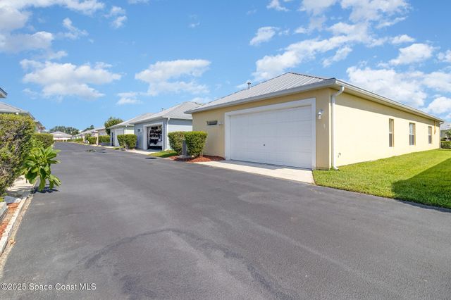 560 Martello Way, Melbourne, FL 32901