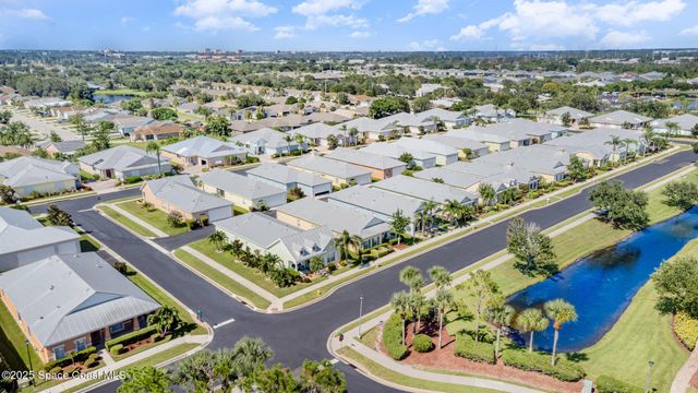 560 Martello Way, Melbourne, FL 32901