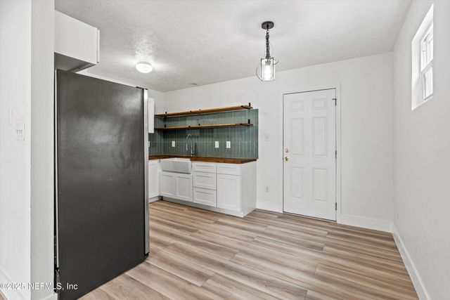 1809 LAKEWOOD Road, Jacksonville, FL 32207
