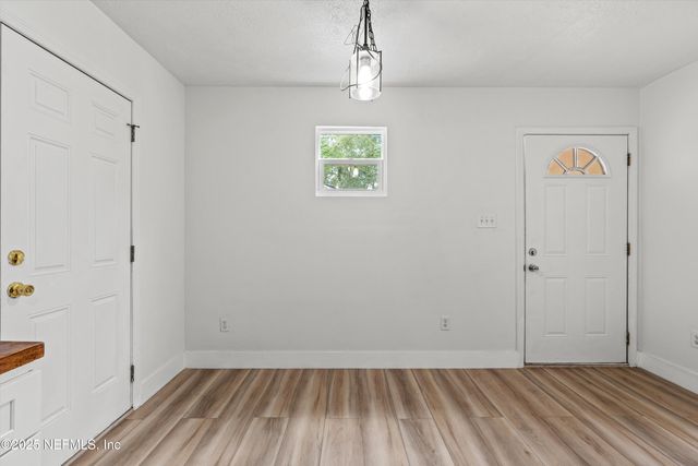 1809 LAKEWOOD Road, Jacksonville, FL 32207