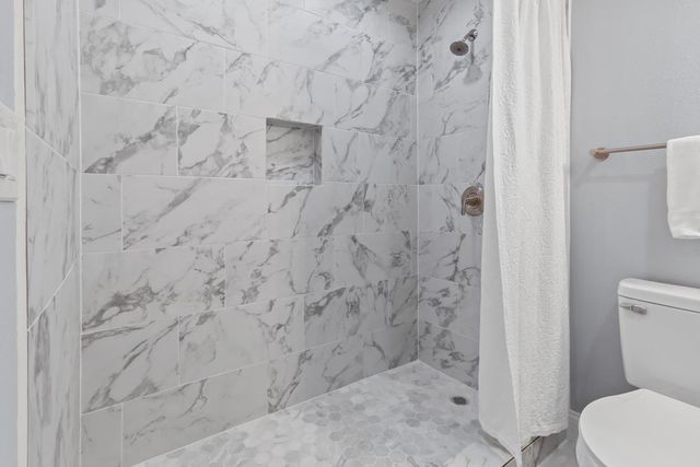 2208 Bedford Dr, Midland, TX 79701